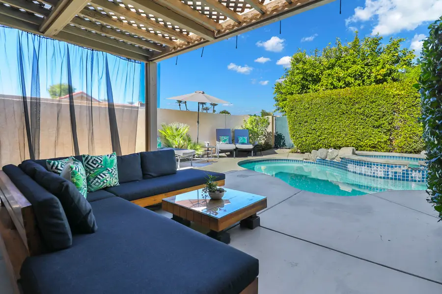 21 Ensenada Lane, Palm Desert, CA 92260 - #3
