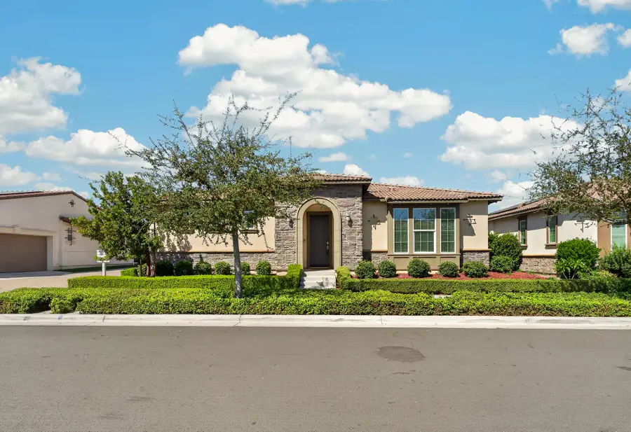 4560 S Afton Privado, Ontario, CA 91761 - #2