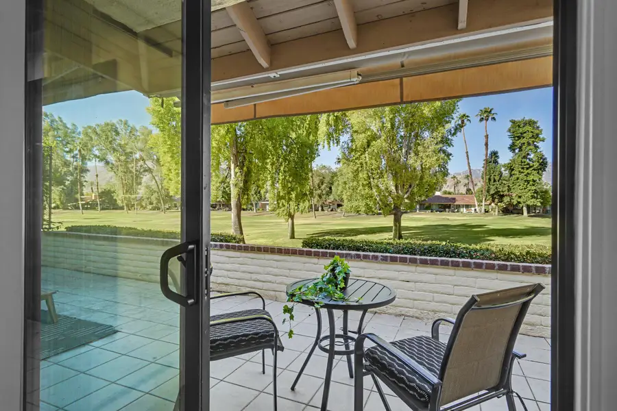 239 Santa Barbara Circle, Palm Desert, CA 92260 - #3