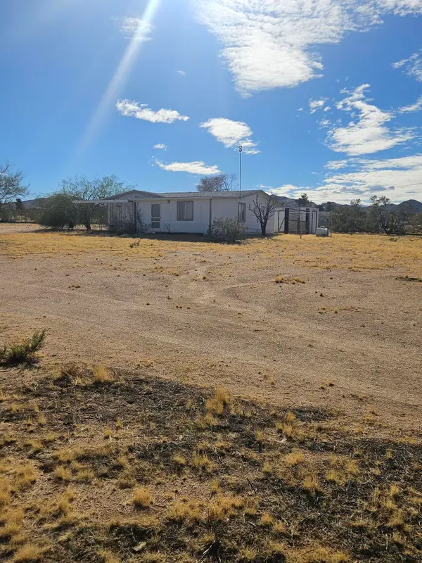 56625 Valley View Road, Landers, CA 92285
