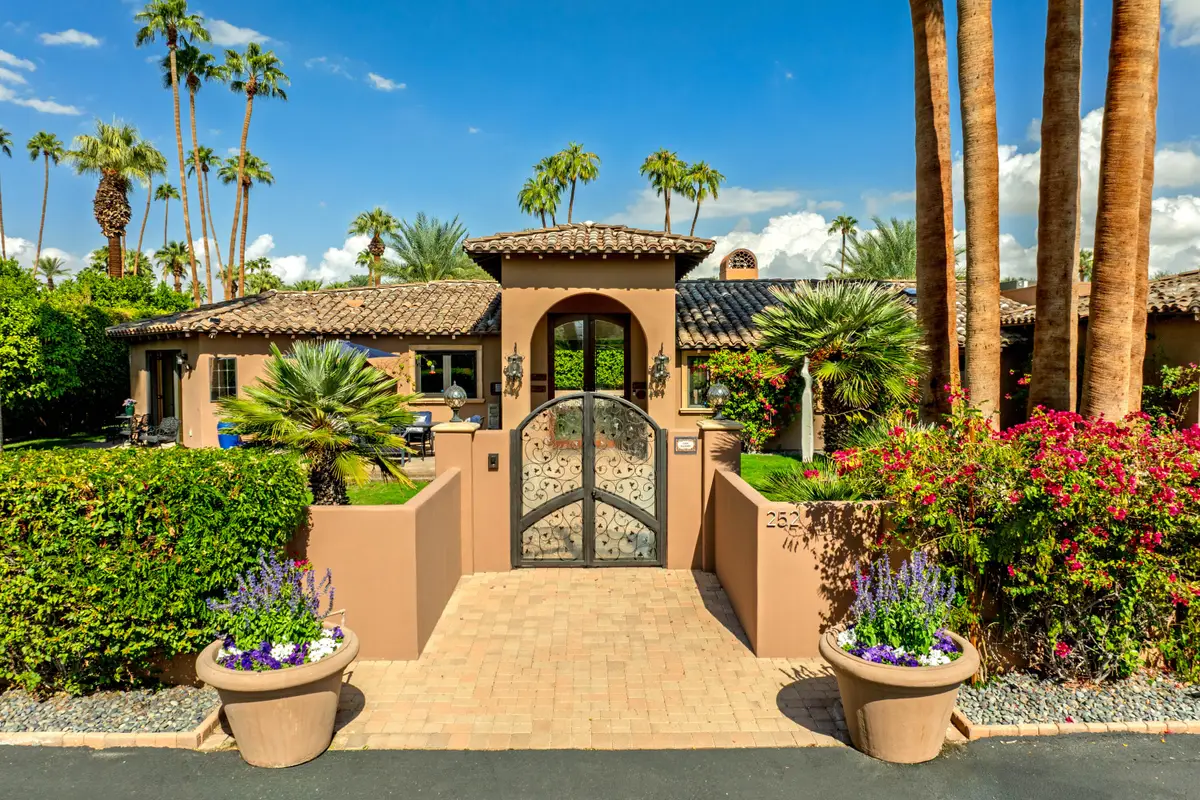 252 Camino Sur, Palm Springs, CA 92262 - #1