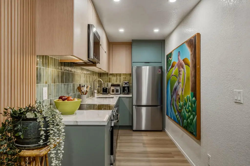 675 N Los Felices Circle W #215, Palm Springs, CA 92262 - #1