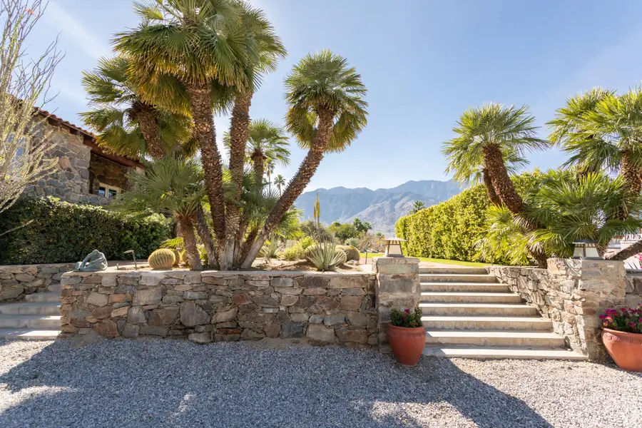 2350 S Araby Drive, Palm Springs, CA 92264 - #2