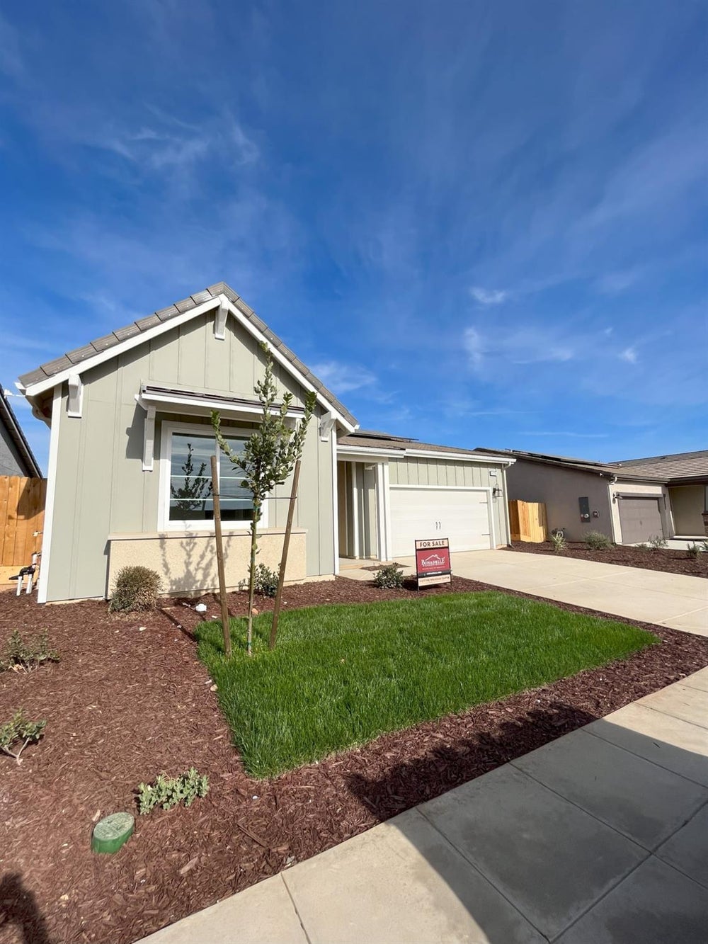 1235 Peters Road S, Madera, CA 93636 BHGRE