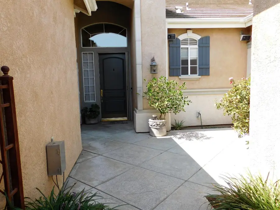 5215 N Via Amore, Fresno, CA 93711 - Image #3
