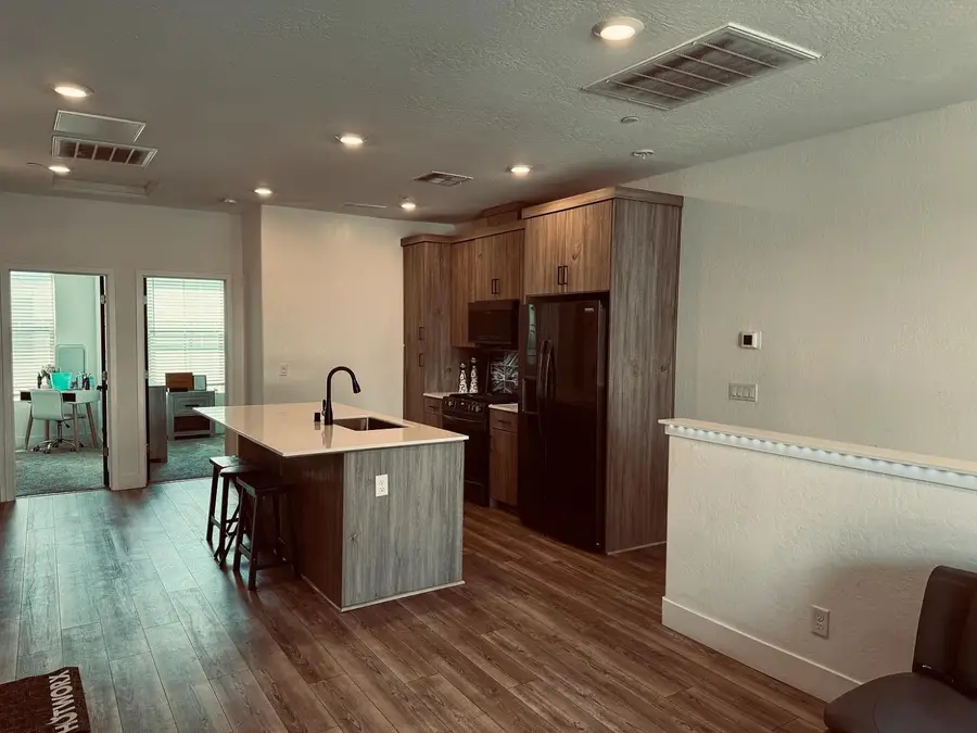 413 W Mahogany Lane, Clovis, CA 93611 - Image #2