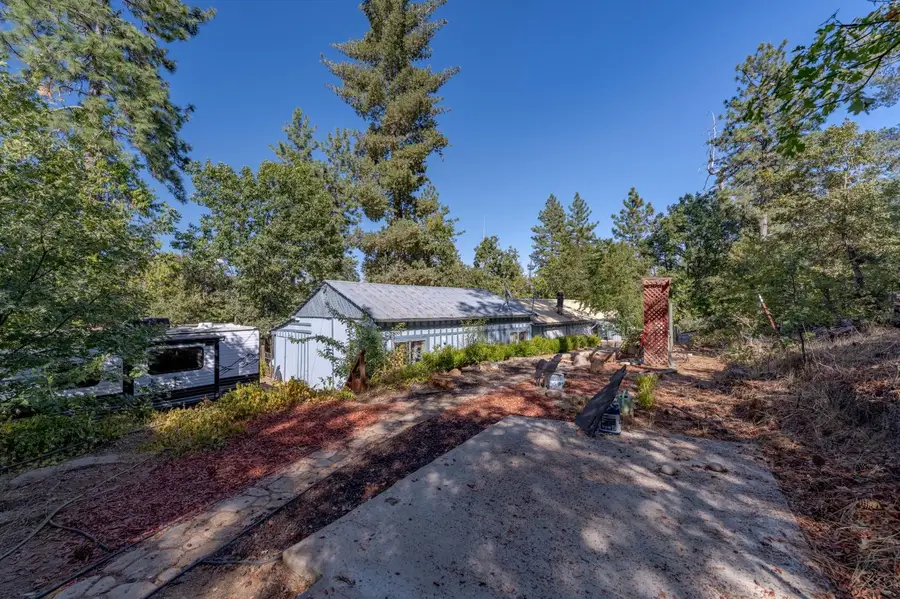 10038 Holtzel, Coulterville, CA 95311 - Image #2