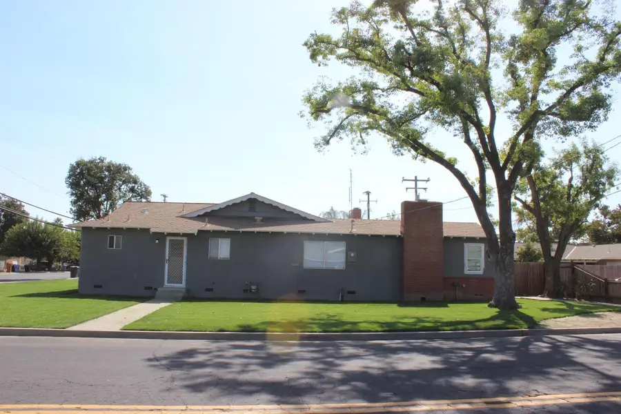 1996 N 11th Avenue, Hanford, CA 93230 - #3