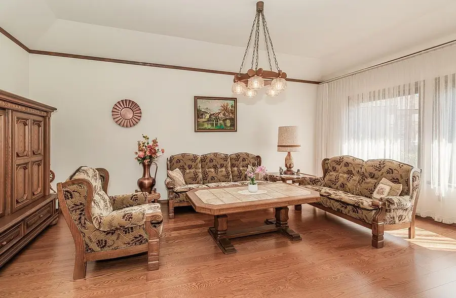 7355 N Pacific Avenue, Fresno, CA 93711 - #3