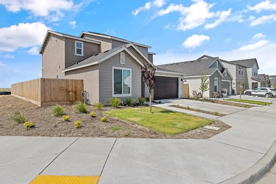 2409 Pepperdine Street, Lemoore, CA 93245 - Image #2