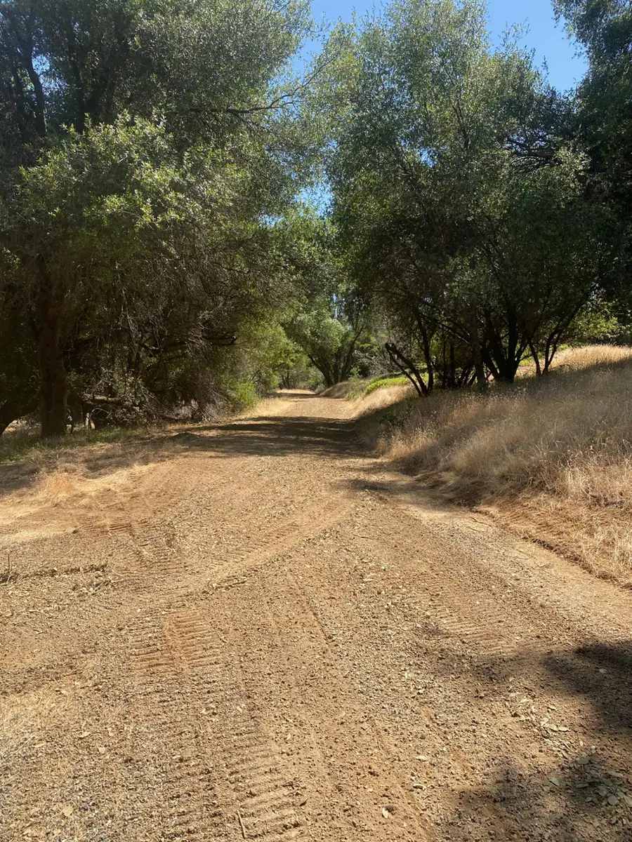 51668 Courtney Lane, Oakhurst, CA 93644 - Image #2