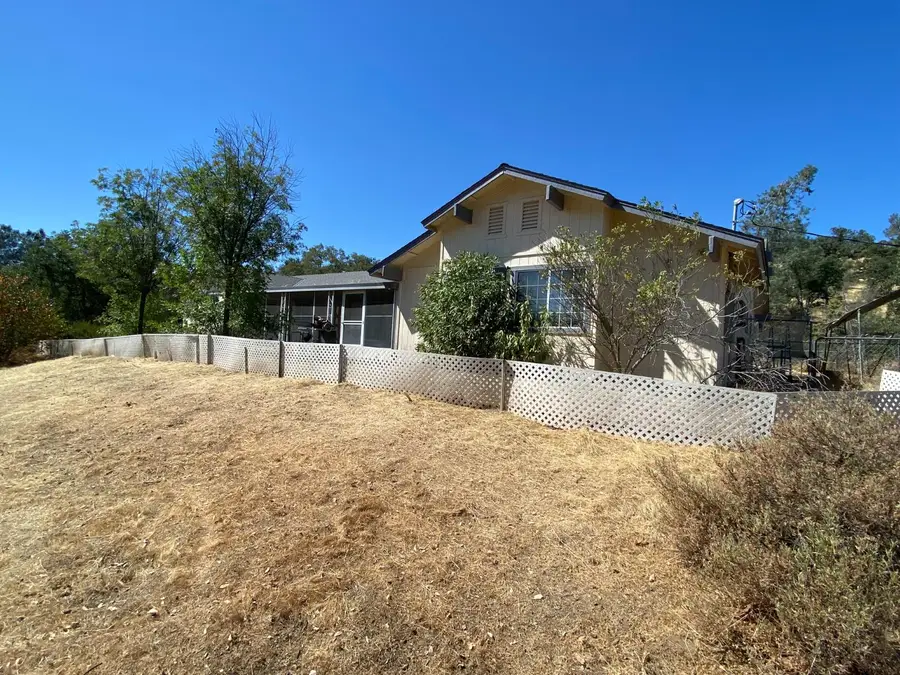 31749 Road 400, Coarsegold, CA 93614 - Image #3