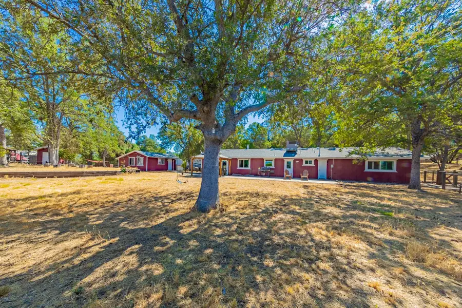 47165 Modoc Road, Coarsegold, CA 93614 - Image #2