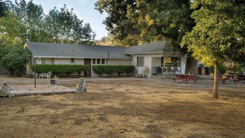 47069 Crump Lane, Coalinga, CA 93210 - Image #1
