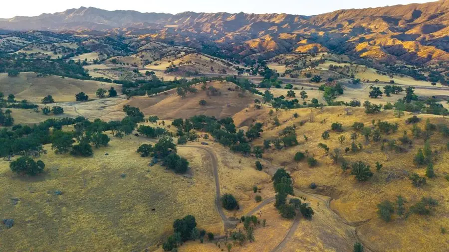 47069 Crump Lane, Coalinga, CA 93210 - Image #2