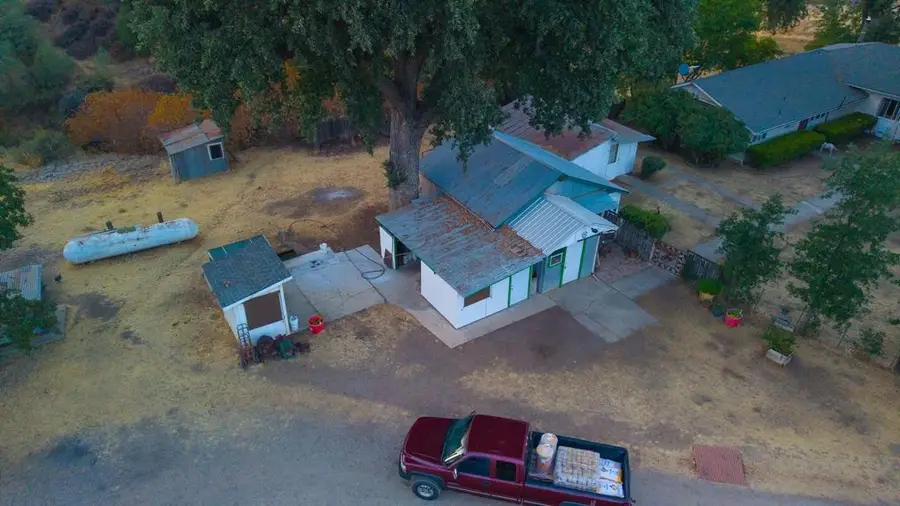 47069 Crump Lane, Coalinga, CA 93210 - Image #3