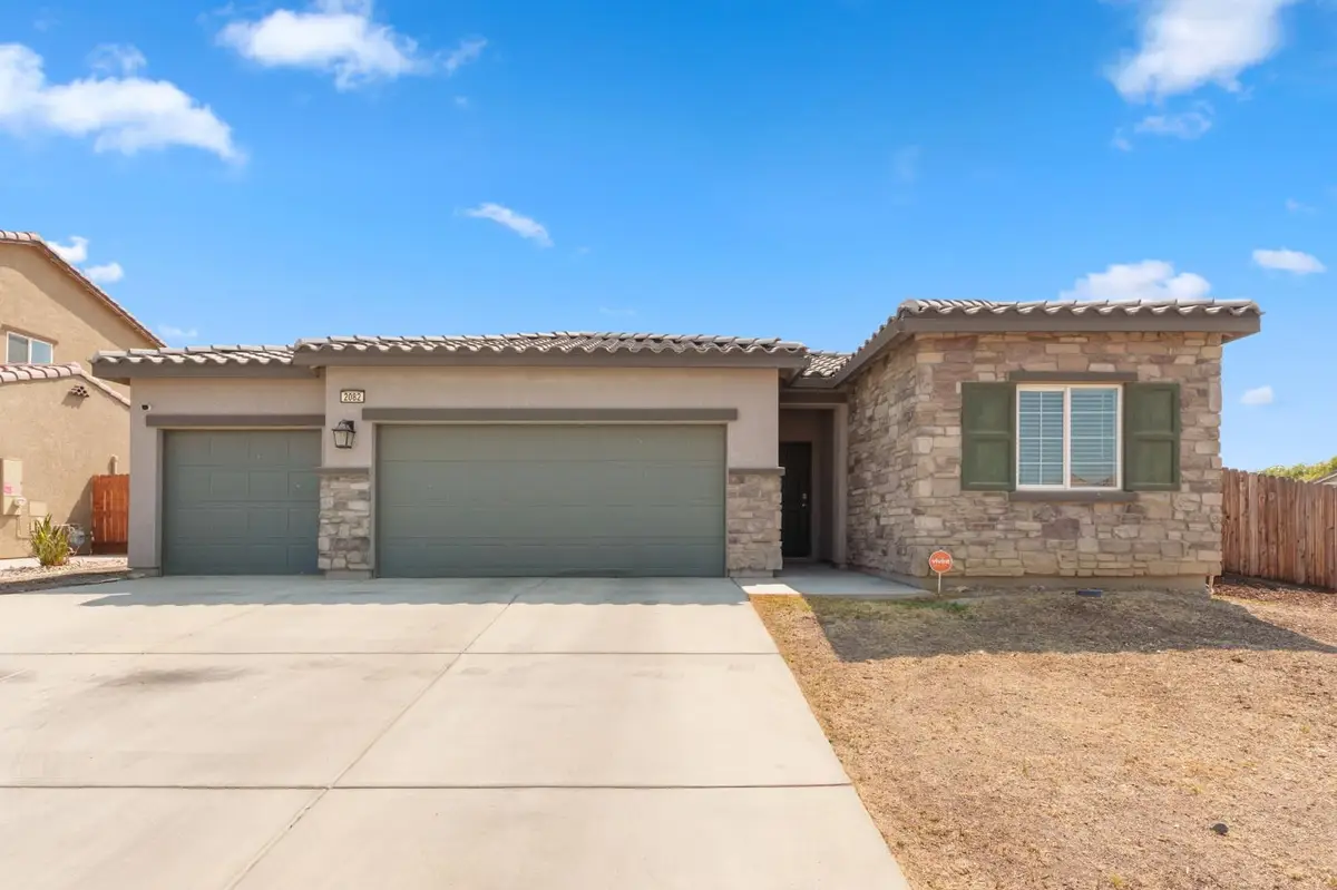 2082 Posa Chanet Boulevard, Coalinga, CA 93210 - Image #1