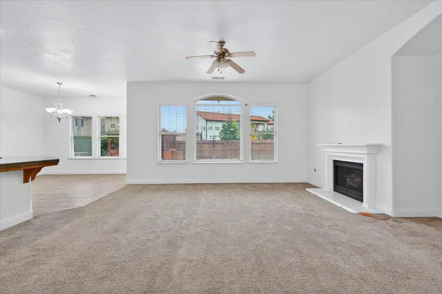 6518 W Dovewood Lane, Fresno, CA 93723 - Image #3