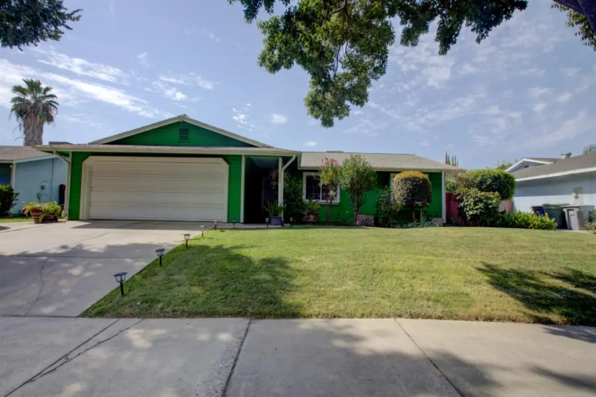 1842 Heritage Drive, Merced, CA 95341 - Image #1