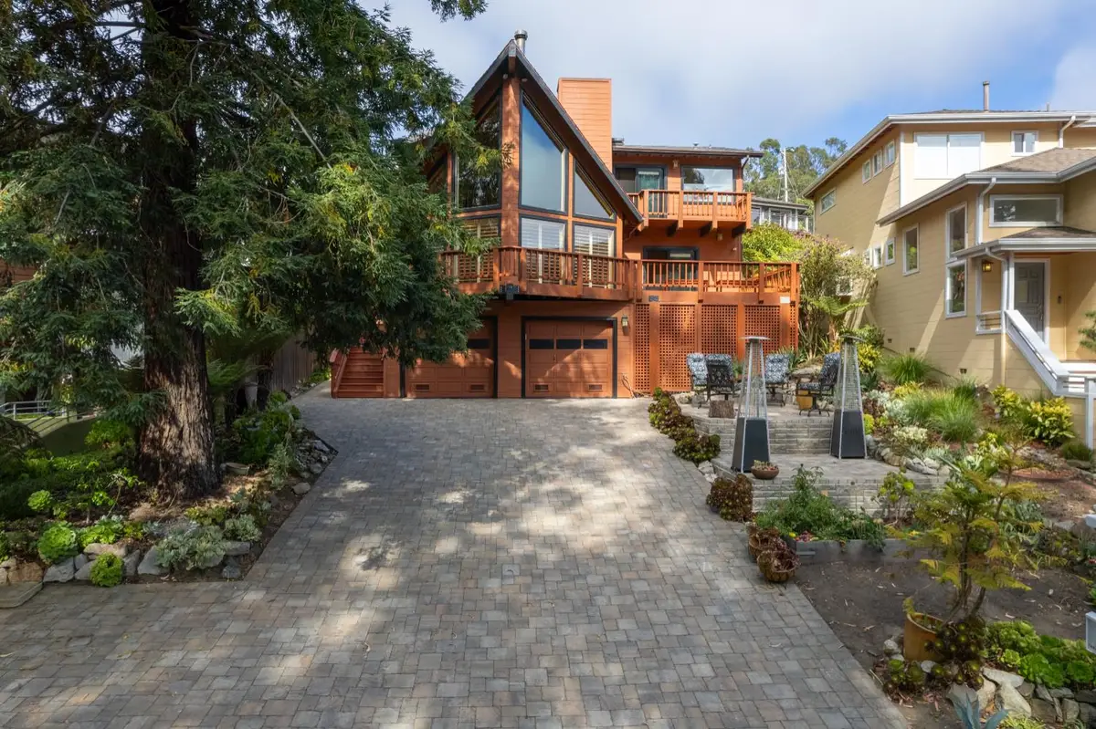 450 Sevilla, El Granada, CA 94018 - Image #1