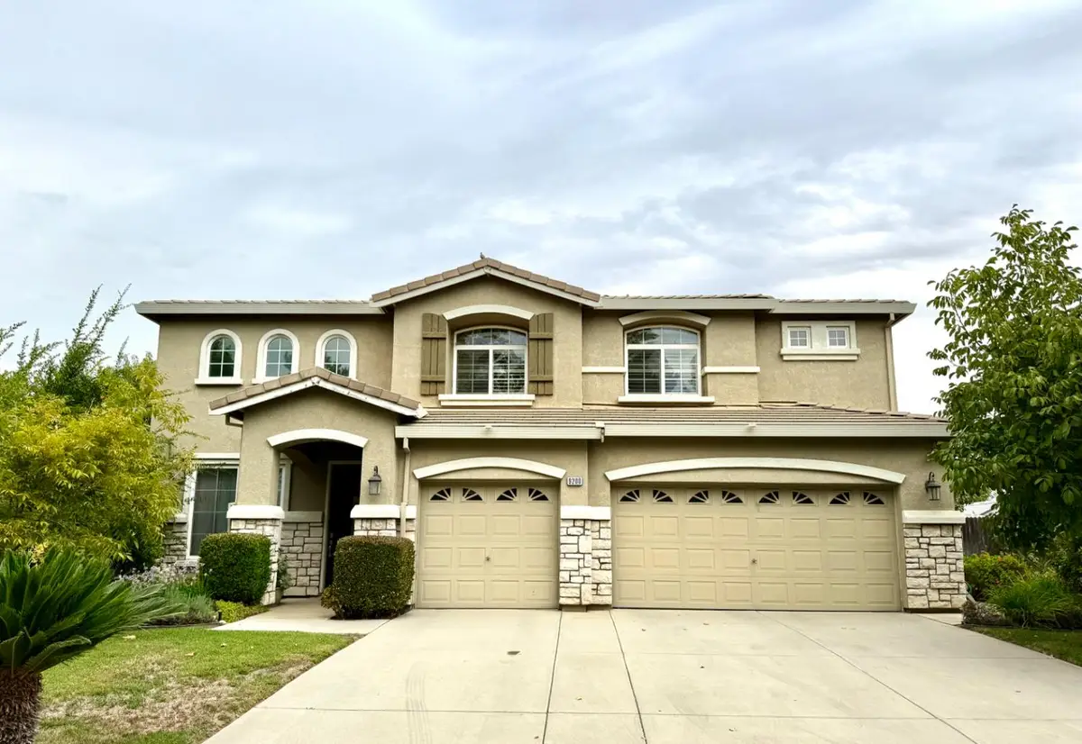 9200 Hunters Creek Way, Chowchilla, CA 93610 - Image #1