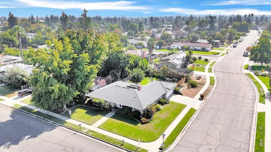 665 W Escalon, Fresno, CA 93704 - Image #2
