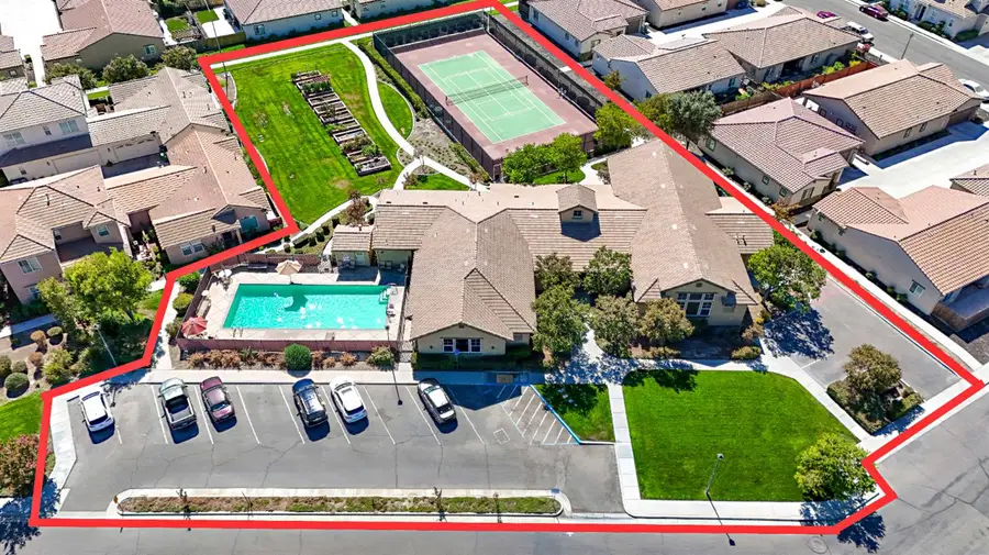 737 Betten Street, Los Banos, CA 93635 - Image #2