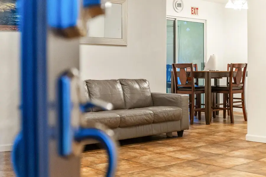 1021 Princeton Avenue, Lindsay, CA 93247 - Image #3