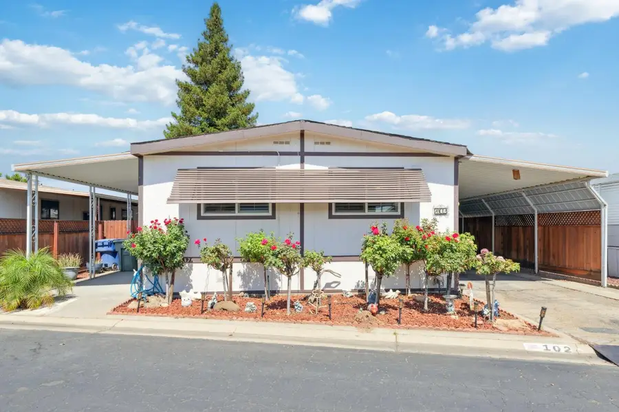 371 Bethel Avenue #102, Sanger, CA 93657 - #3