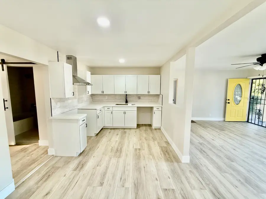 2458 S Poppy Avenue, Fresno, CA 93706 - Image #3