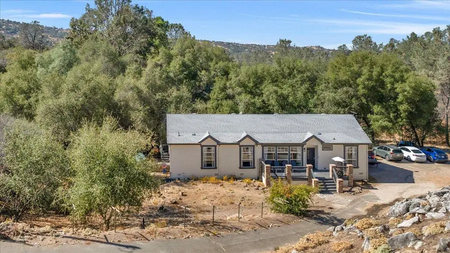 41391 Long Hollow Lane, Coarsegold, CA 93614 - Image #2