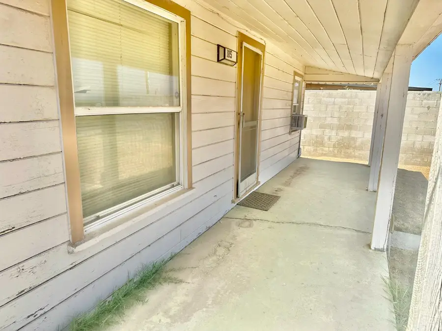 185 N Elm Street, Pixley, CA 93256 - Image #3