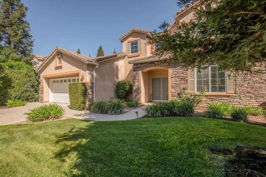 2729 Goshen Avenue, Clovis, CA 93611 - Image #2