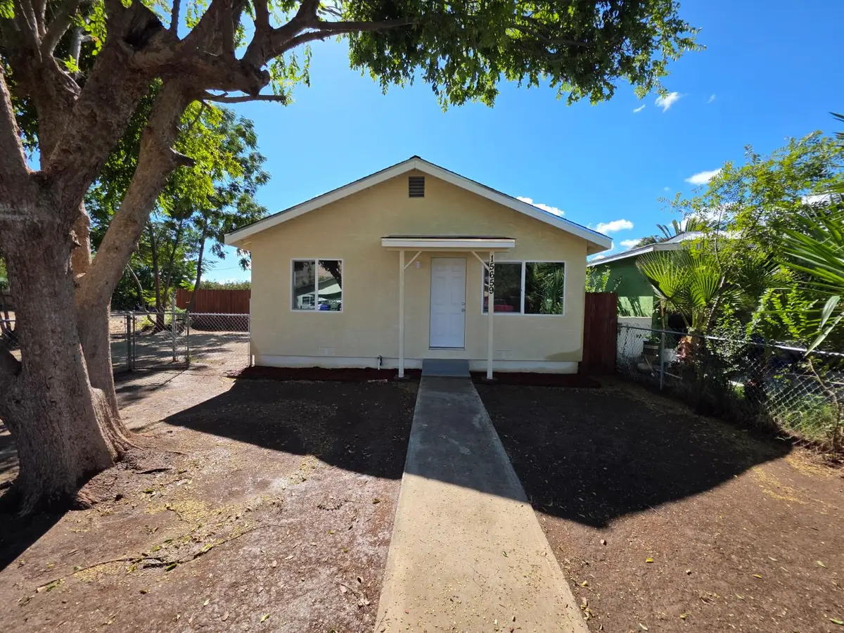 15659 Seville Avenue, Visalia, CA 93292 - Image #1