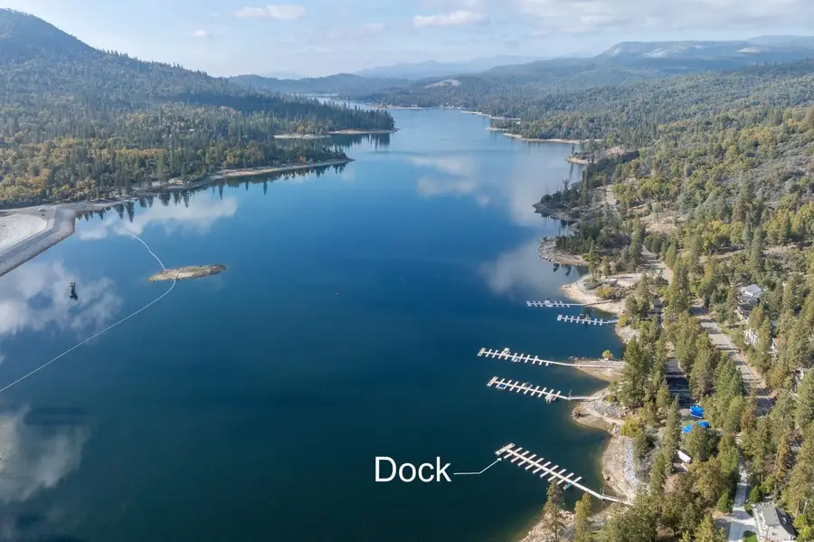 37745 Marina View Dr, Bass Lake, CA 93604 - Image #2