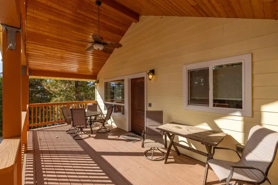 37745 Marina View Dr, Bass Lake, CA 93604 - Image #3