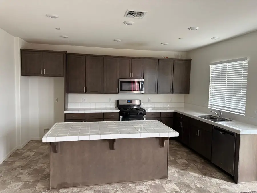 1469 Rinconada Drive, Madera, CA 93637 - Image #2