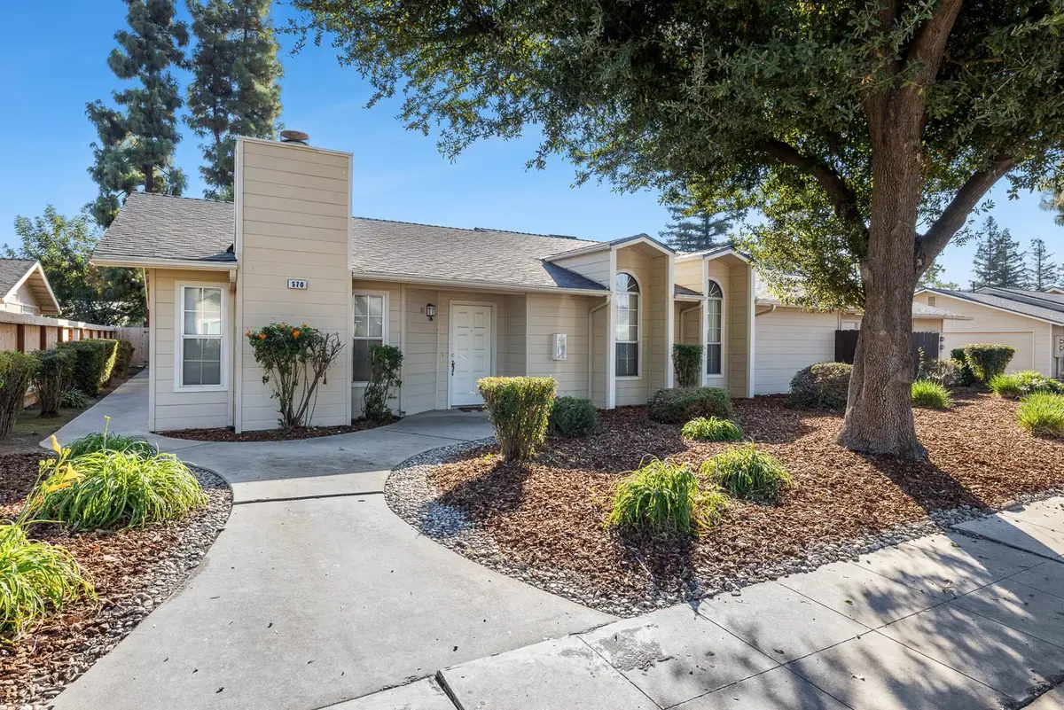 570 W Escalon Avenue, Clovis, CA 93612 - Image #1