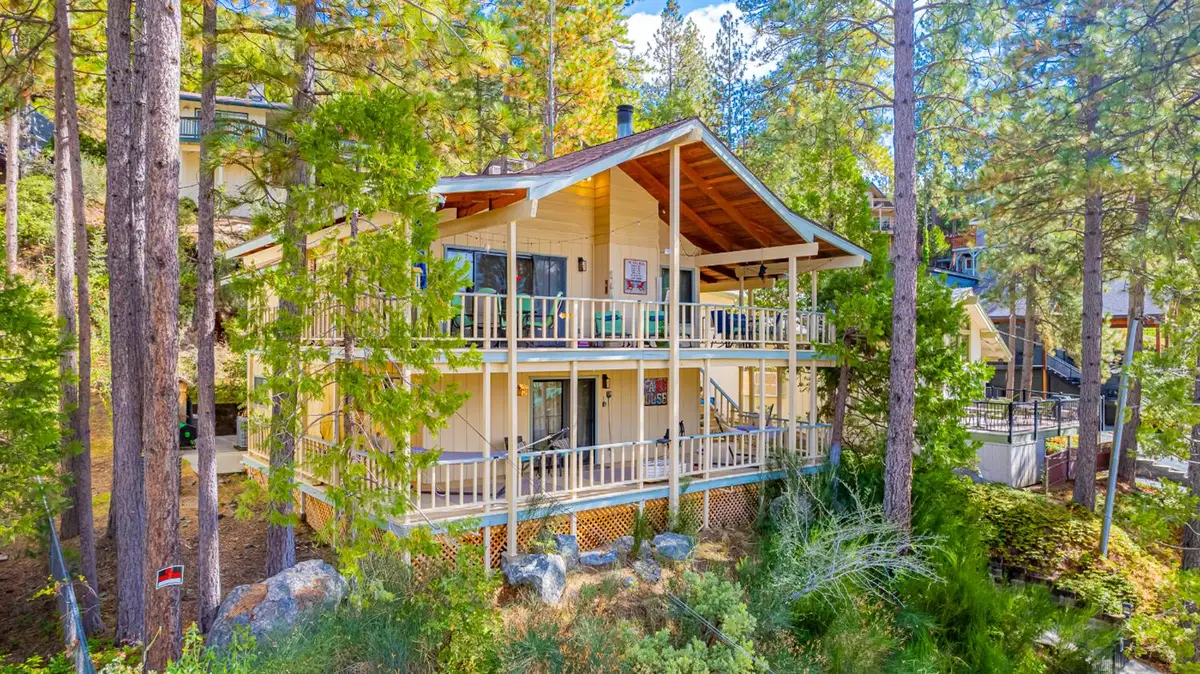 37739 Shoreline Drive, Bass Lake, CA 93604 - Image #1
