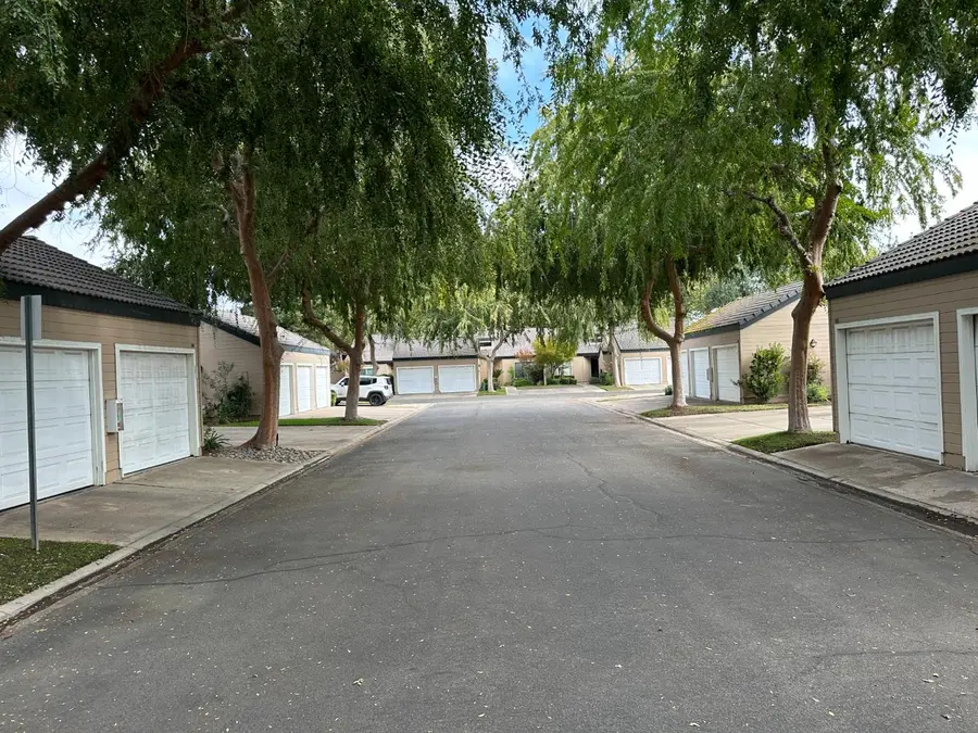 474 E Alluvial Avenue #158, Fresno, CA 93720 - Image #2