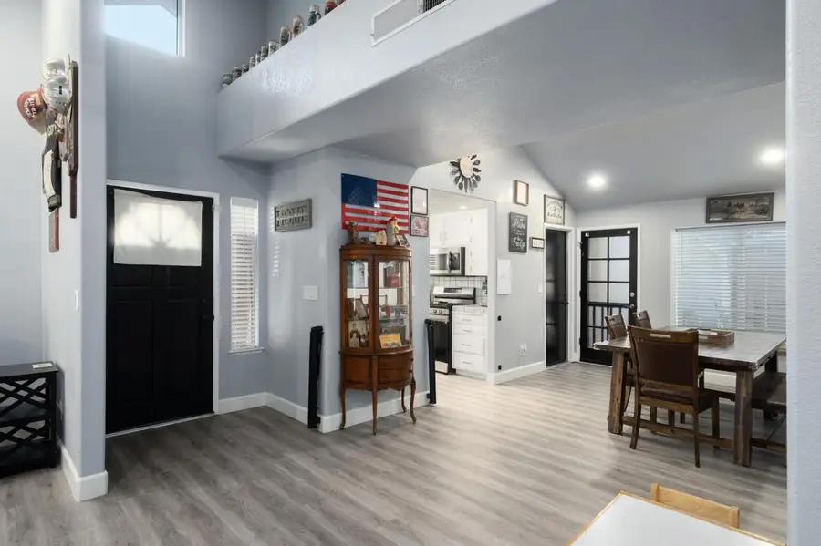 2237 Los Altos Avenue, Clovis, CA 93611 - Image #3