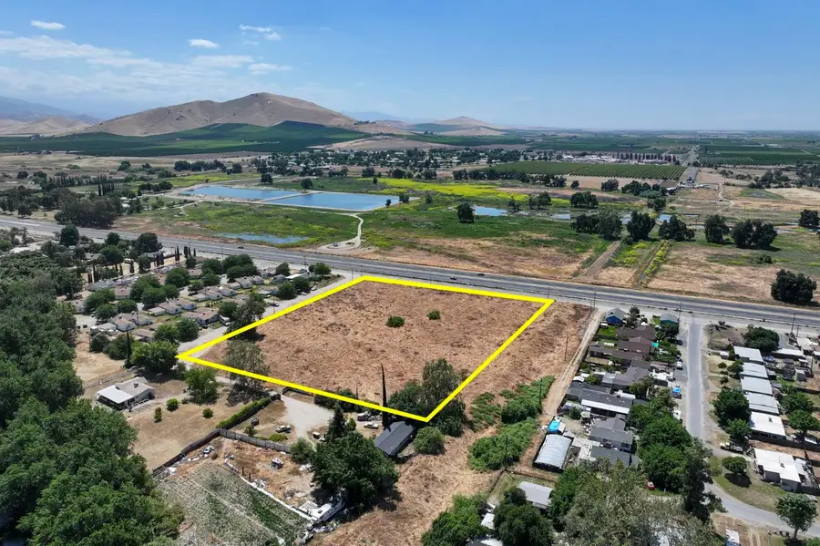 0 E Poplar Avenue, Porterville, CA 93257 - #3