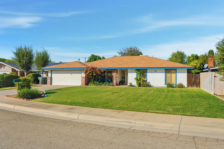 383 Hawley Avenue, Sanger, CA 93657 - Image #3