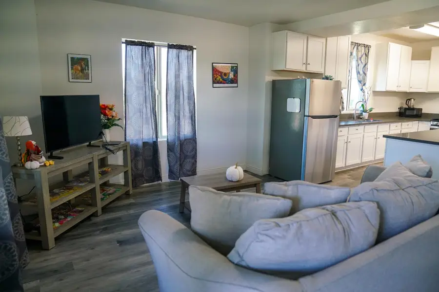 12647 E Clarkson Avenue, Kingsburg, CA 93631 - Image #3