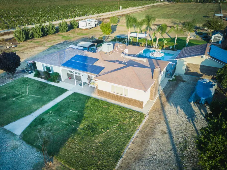 1454 N Mccall Avenue, Sanger, CA 93657 - Image #2