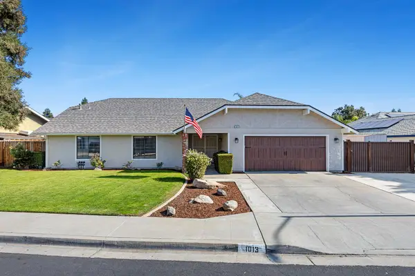 1013 Carolina Avenue, Clovis, CA 93611