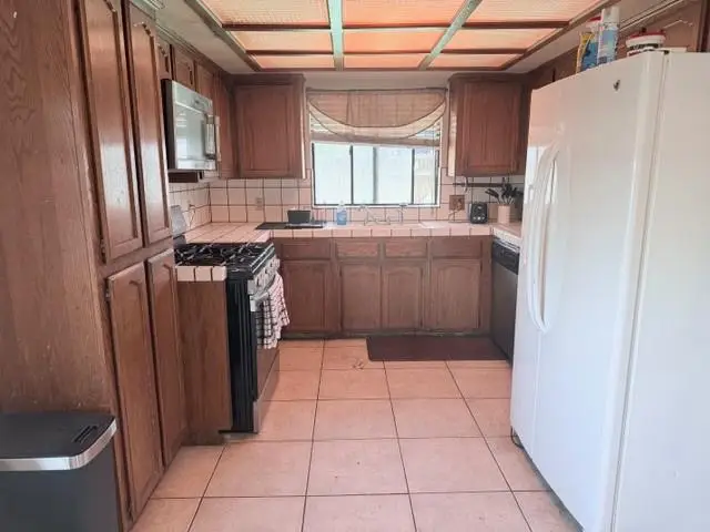 3605 Phillip Avenue, Clovis, CA 93612 - Image #2