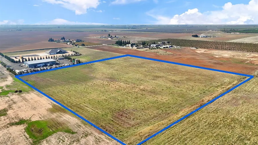 999 Avenue 20 1/2, Madera, CA 93638 - #2