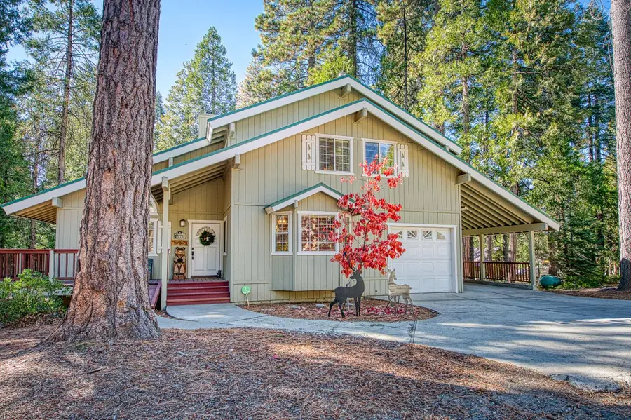 42555 Rock Ledge, Shaver Lake, CA 93664 - Image #2