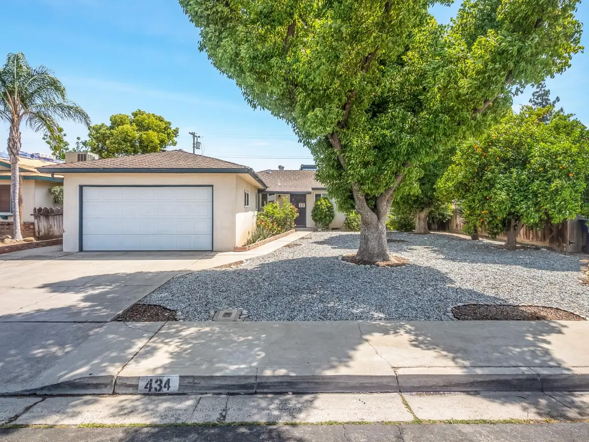 434 W Rialto Avenue, Clovis, CA 93612 - Image #1